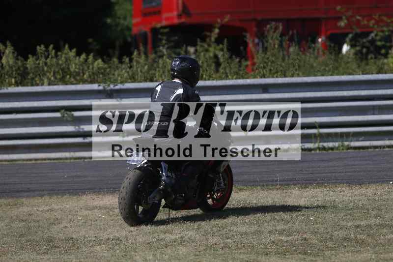 /21 17.06.2026  Ducati Schweiz Track Warmup ADR/Gruppe gelb/76